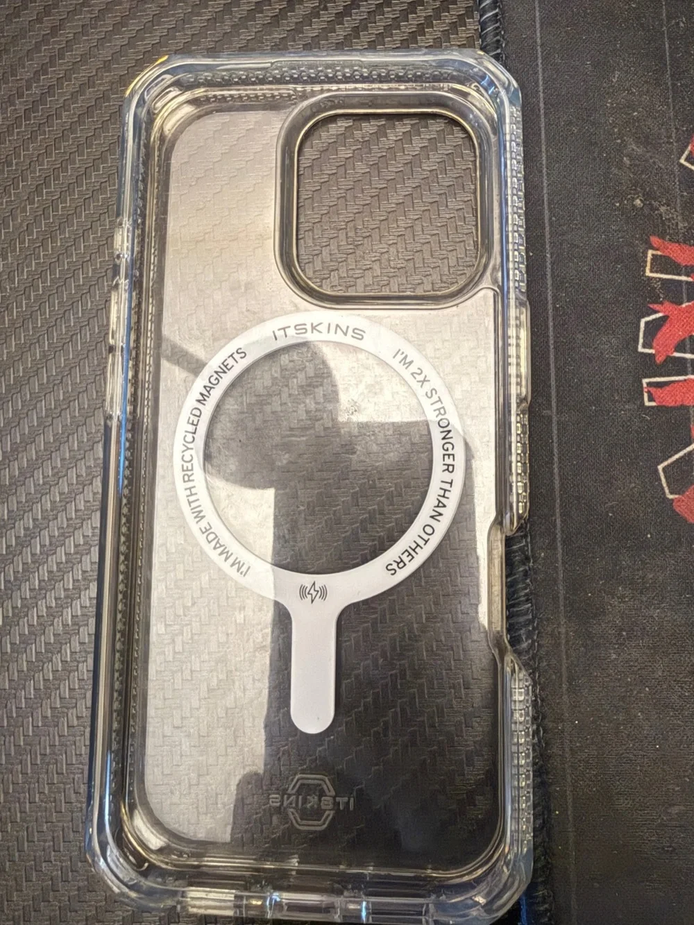 Skin Clear Phone Case with White Magnetic Alignment Ring